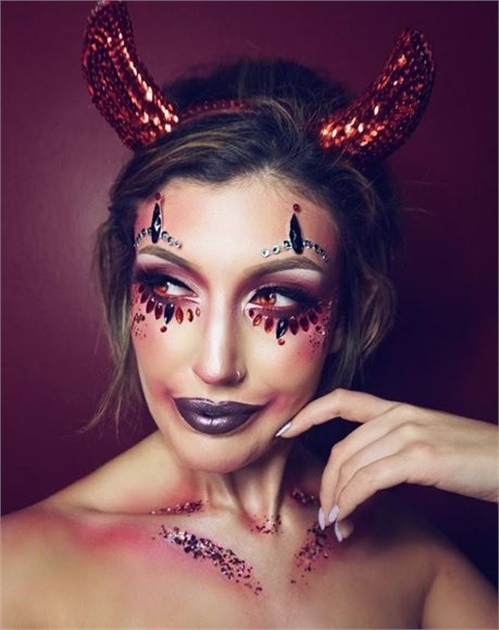 Devil Halloween Makeup Idea