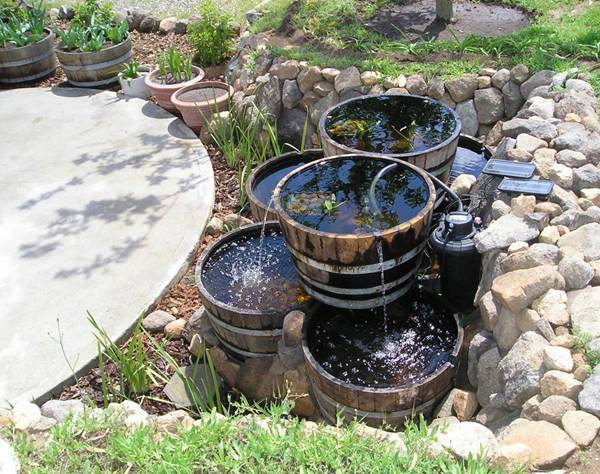 Creative Wine Barrel Water Garden