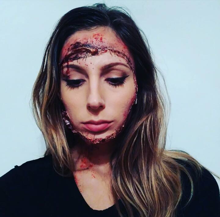 Ripped Face Simple Makeup For Halloween