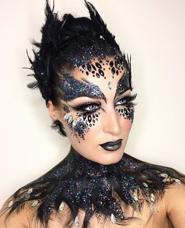 Black Swan Halloween Makeup